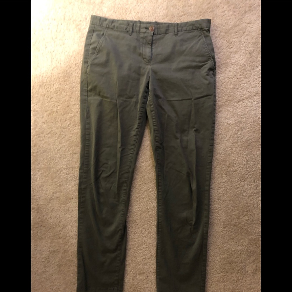 Gap Khaki Green Ankle Pants